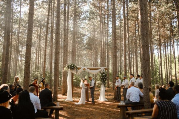 barn wedding venue wisconsin