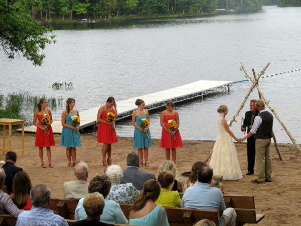 Rustic Wedding Venues in Wisconsin
