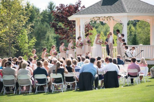 Best Wisconsin Outdoor Wedding Venues