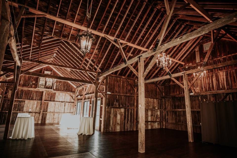 wedding venue in barn