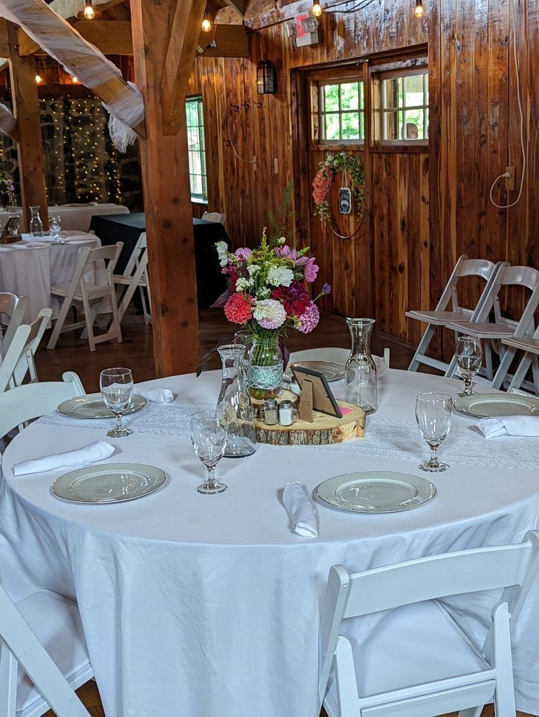 barn wedding venue in wisconsin