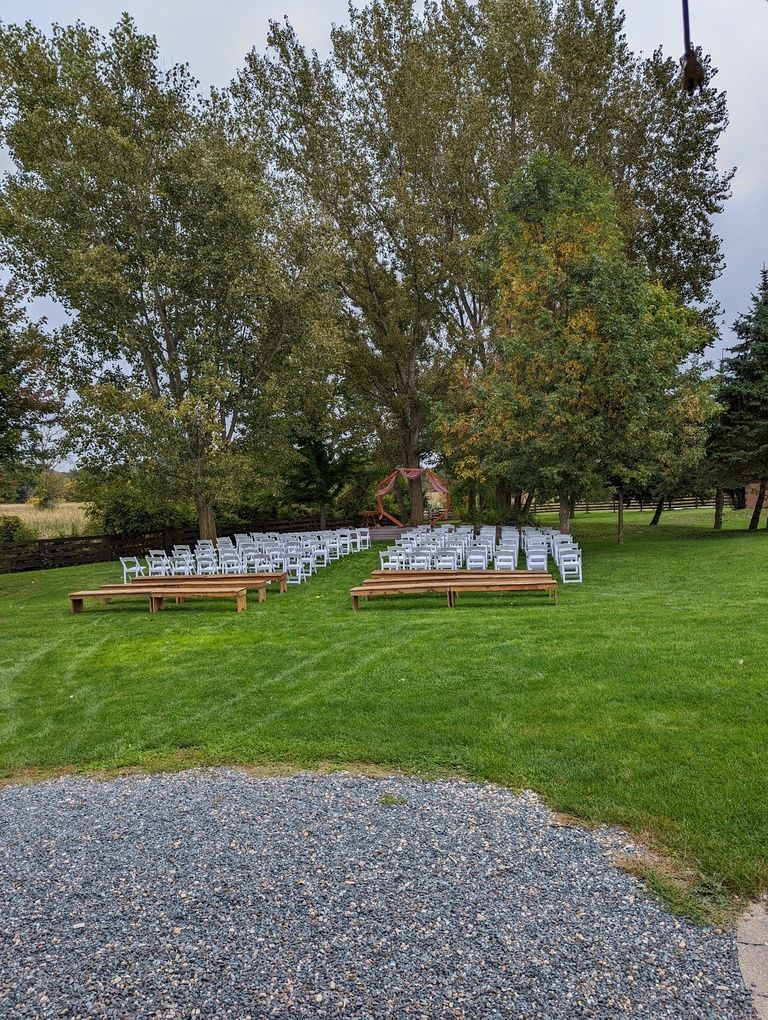 wedding venue in barn