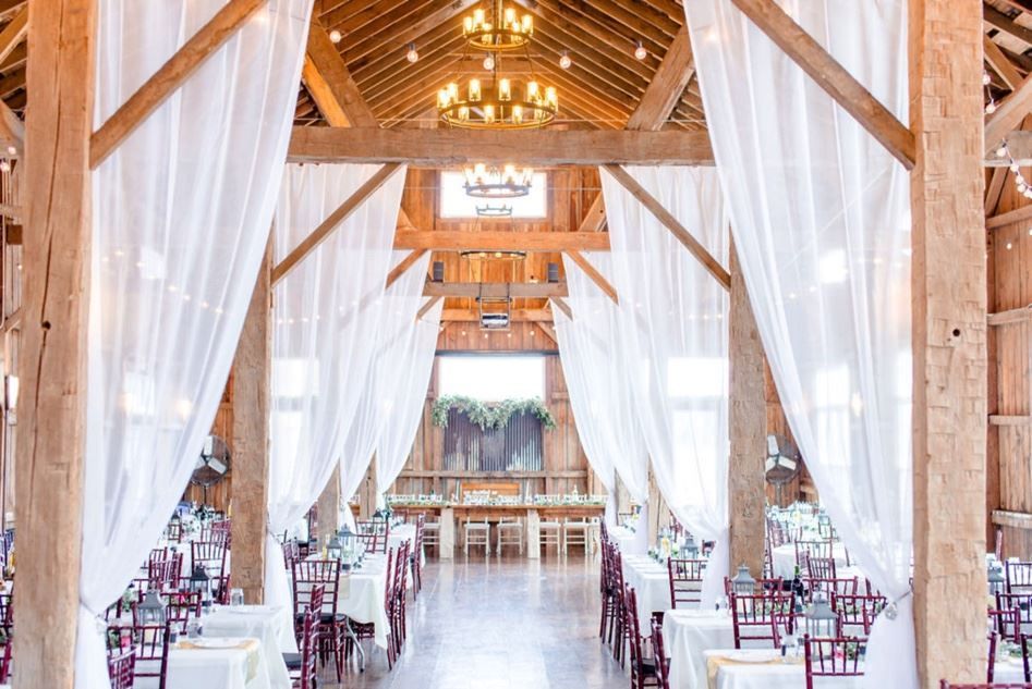 barn wedding venue wisconsin