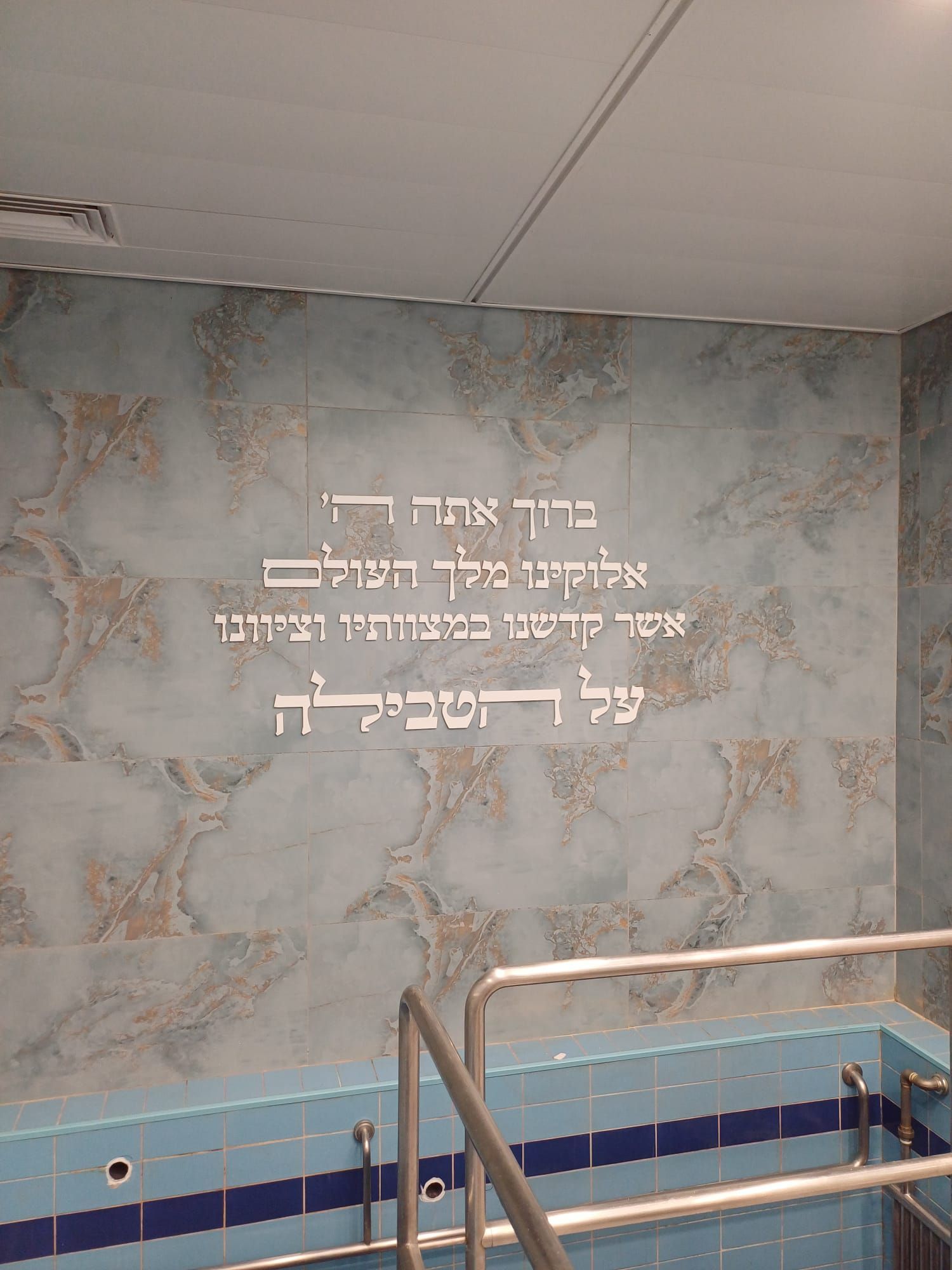 שילוט פנים