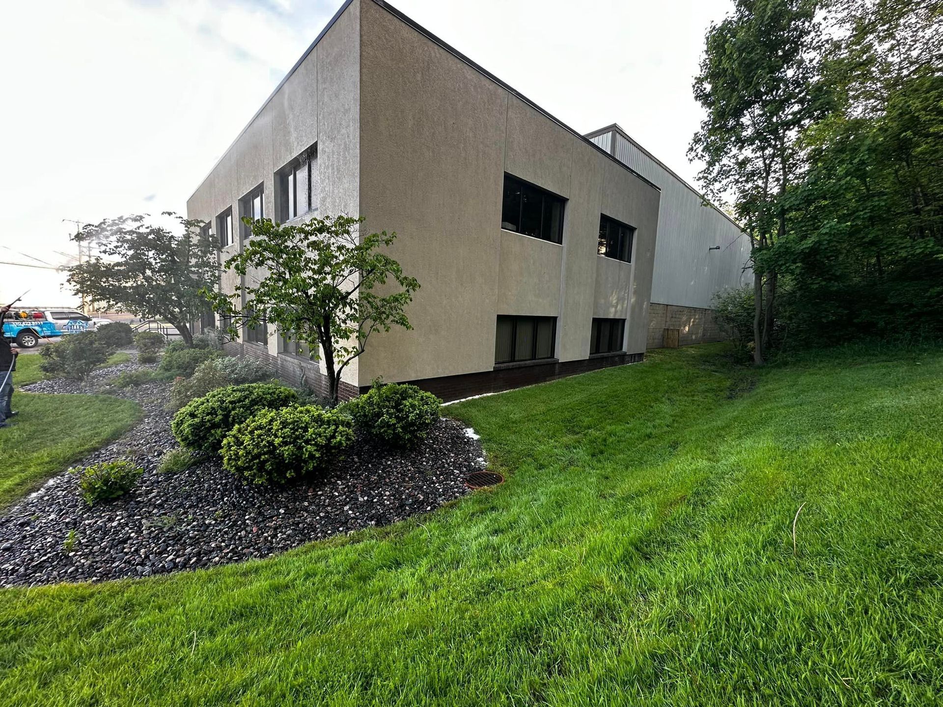 Commercial l business exterior cleaning Cleaning