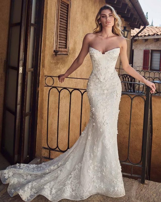 Designer Wedding Dresses & Bridal Gowns