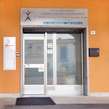 Esterno Poliambulatorio Minervini Bruno - Brembate Bergamo