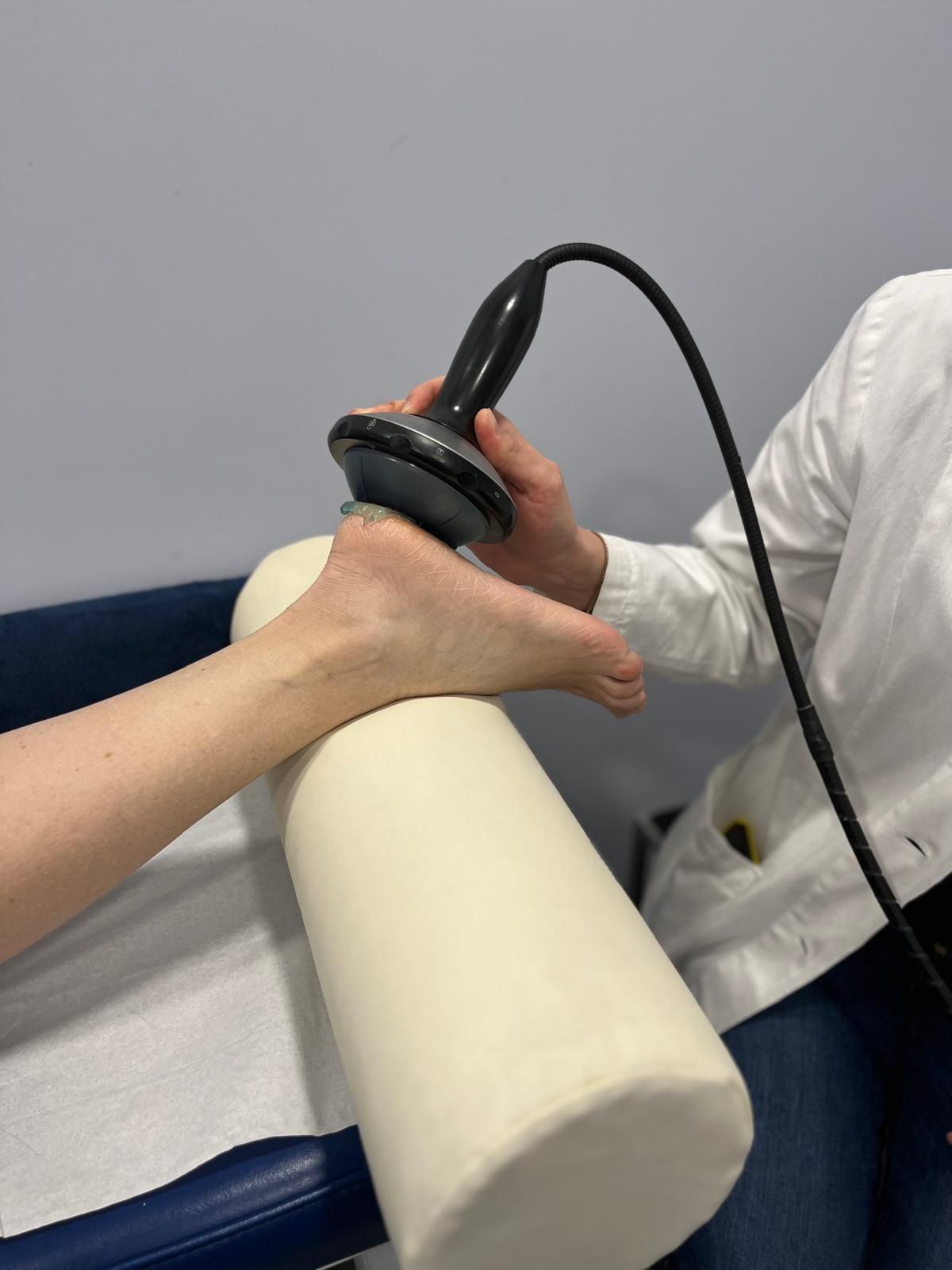 Trattamento onde d'urto focalizzate - Fisioterapia Poliambulatorio Minervini Bruno Brembate