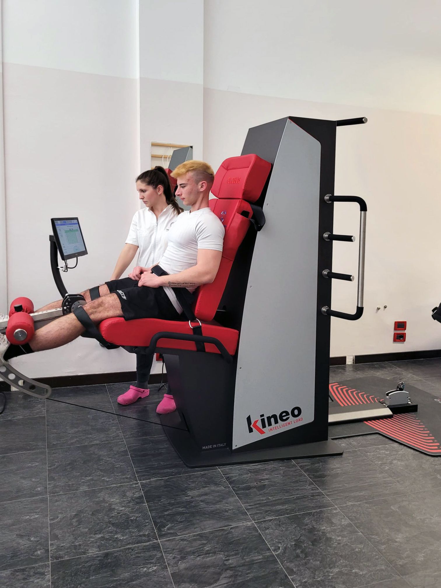 Seduta Kineo Intelligent Load con fisioterapista - Riabilitazione Brembate Bergamo