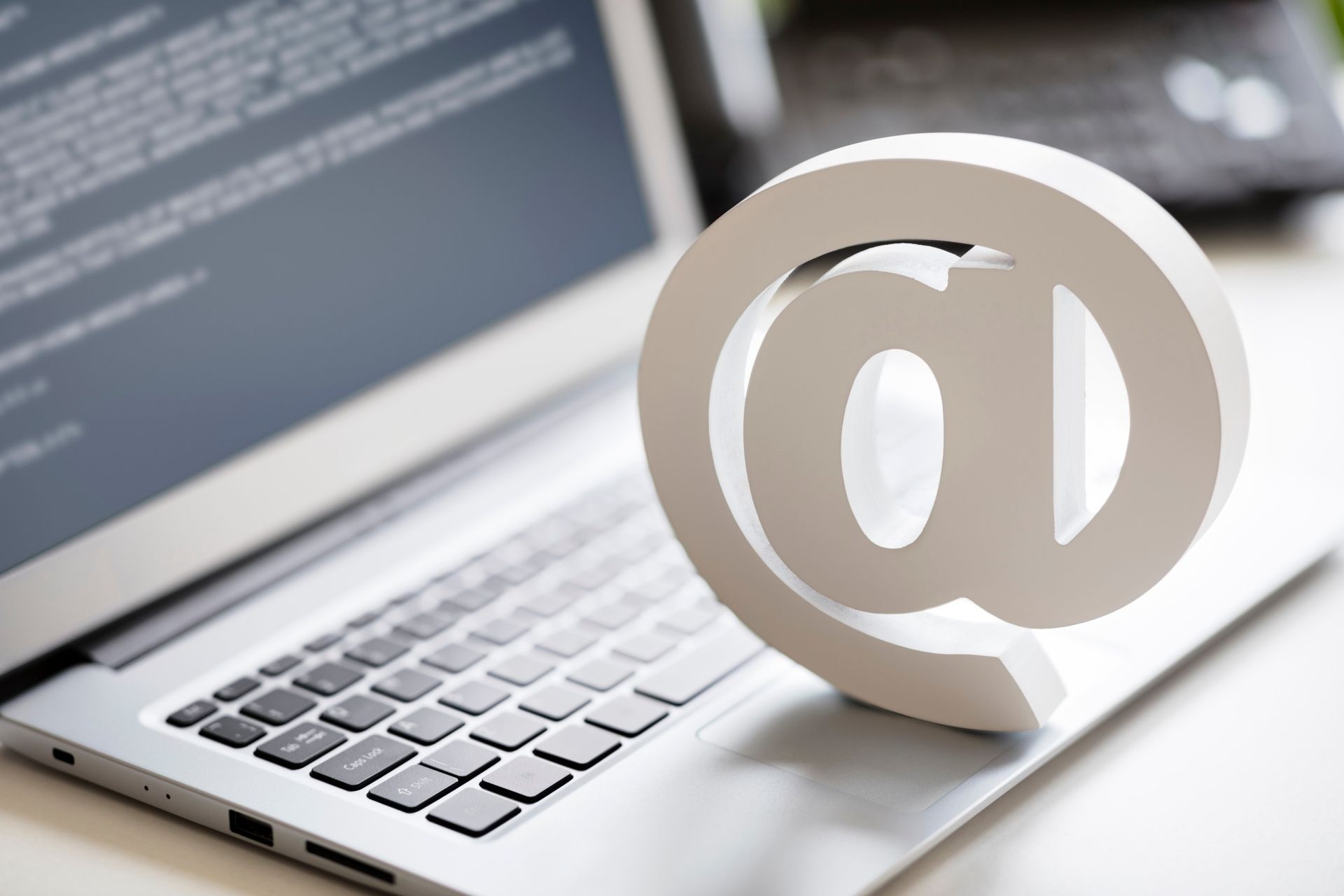Explore seven must‑know criteria for selecting the right digital marketing agency in 2025