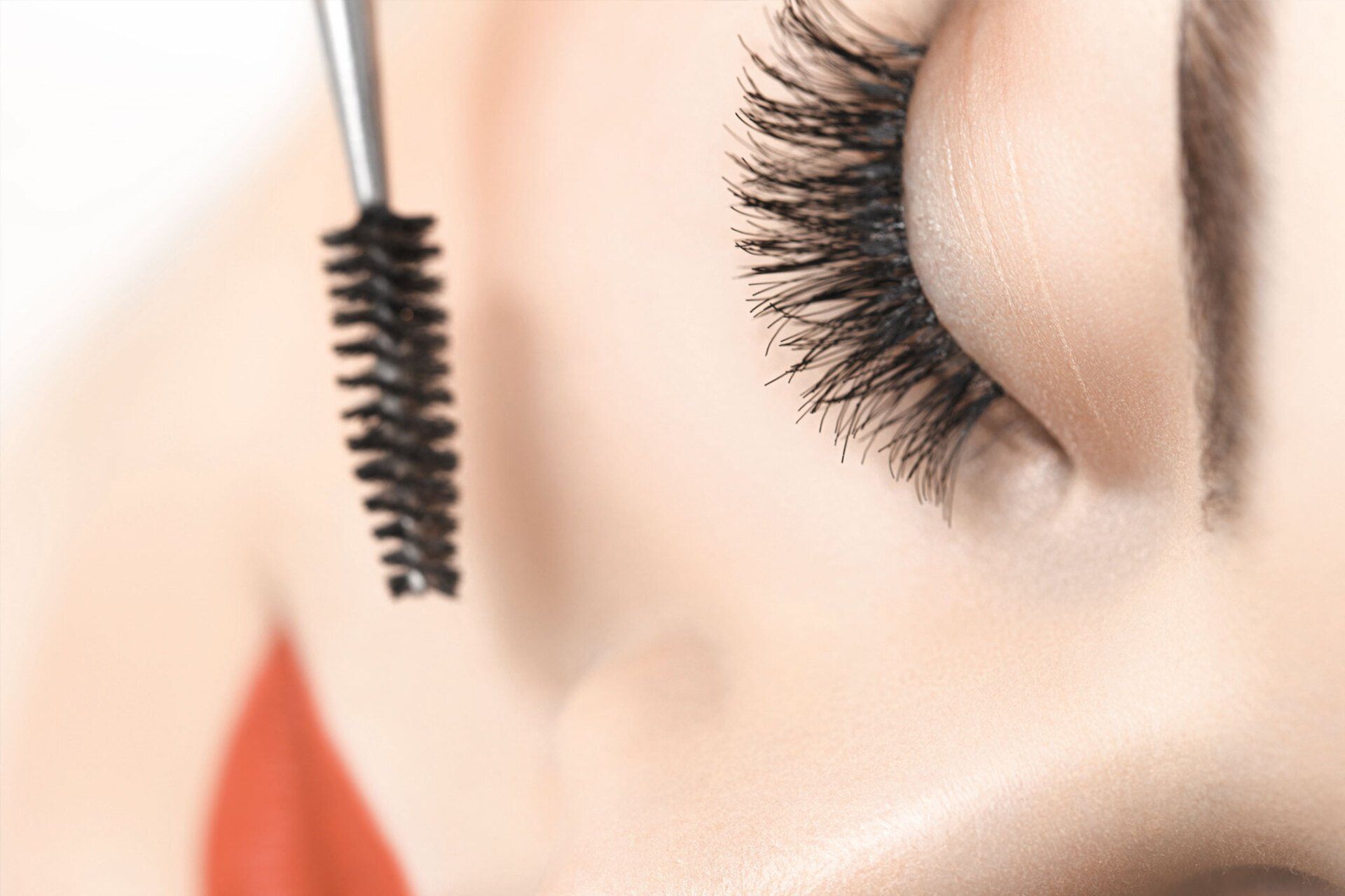 Woman with Long Eyelashes — Wappingers Falls, NY — Mojo Modern Beauty Woman with Long Eyelashes — Wappingers Falls, NY — Mojo Modern Beauty