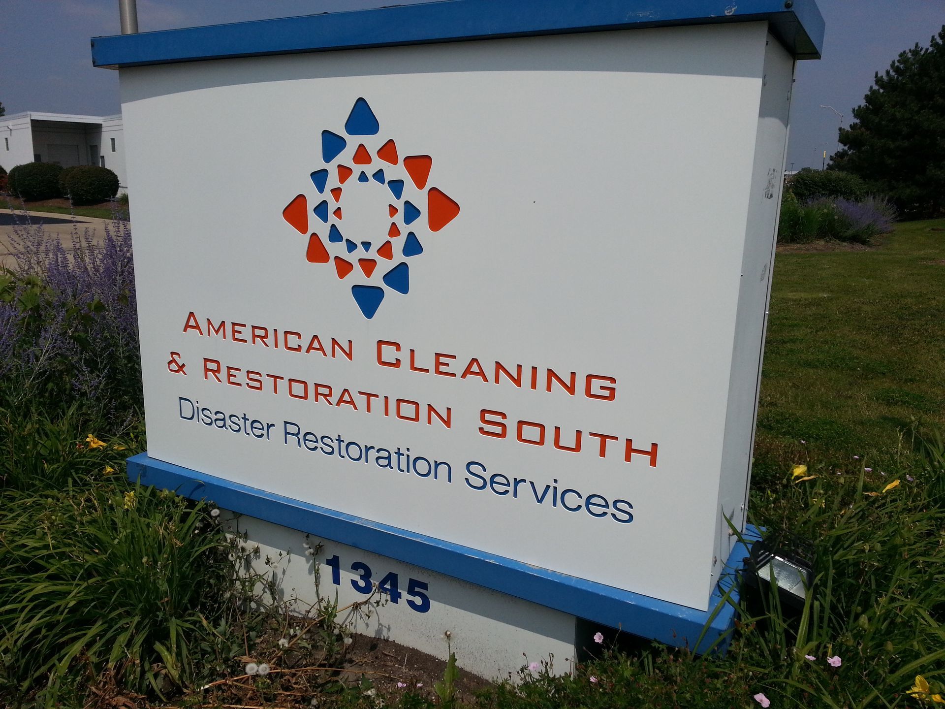 kovar custom sign