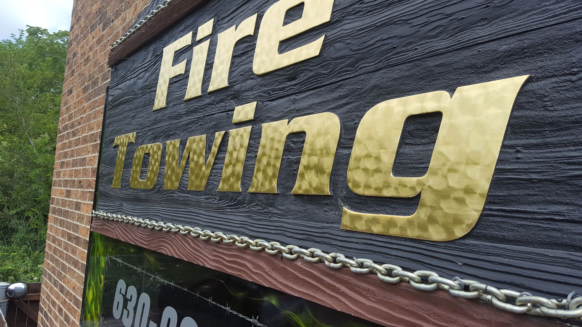 kovar custom sign