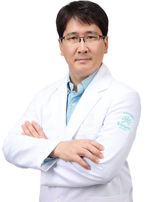 Dr. Chang Ji Hoon, board-certified surgeon at Kleam Skin Clinic Myeongdong