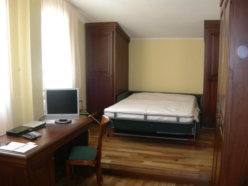 camera 5