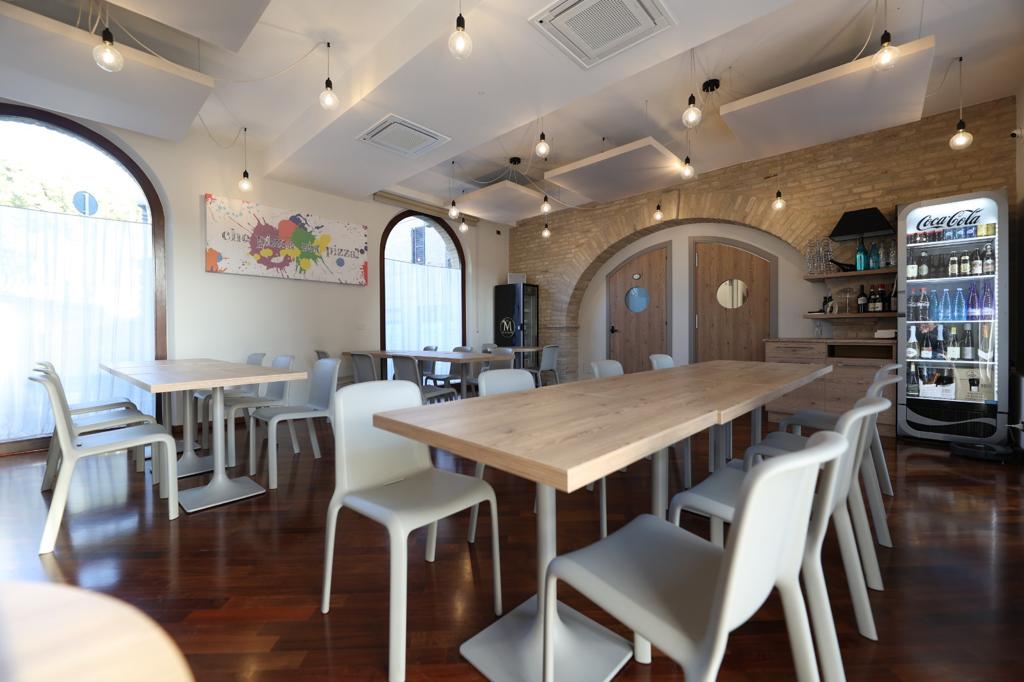 Nuova sala interna Corridonia, MC Pizzeria Lo Spuntino