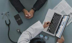 How Can Expert Witnesses Assist in My Medical Malpractice Case?
