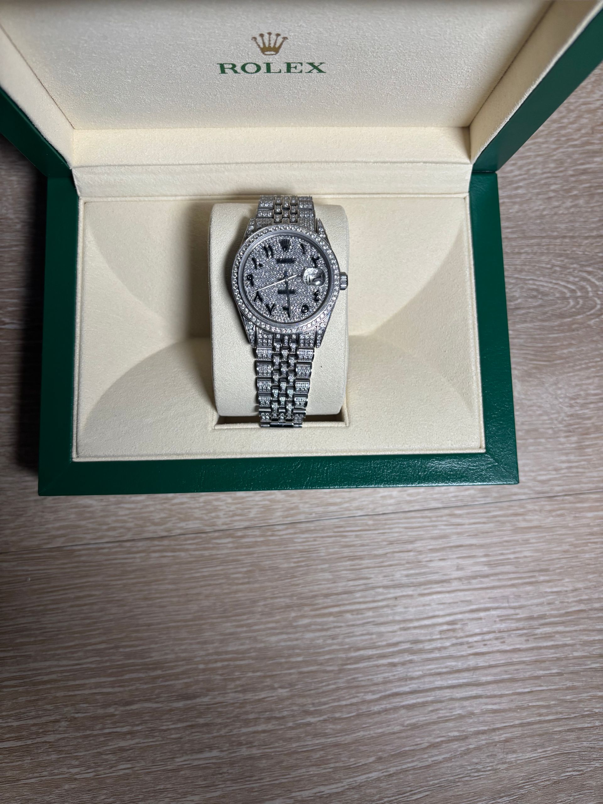 36mm rolex natrual diamond bussdown