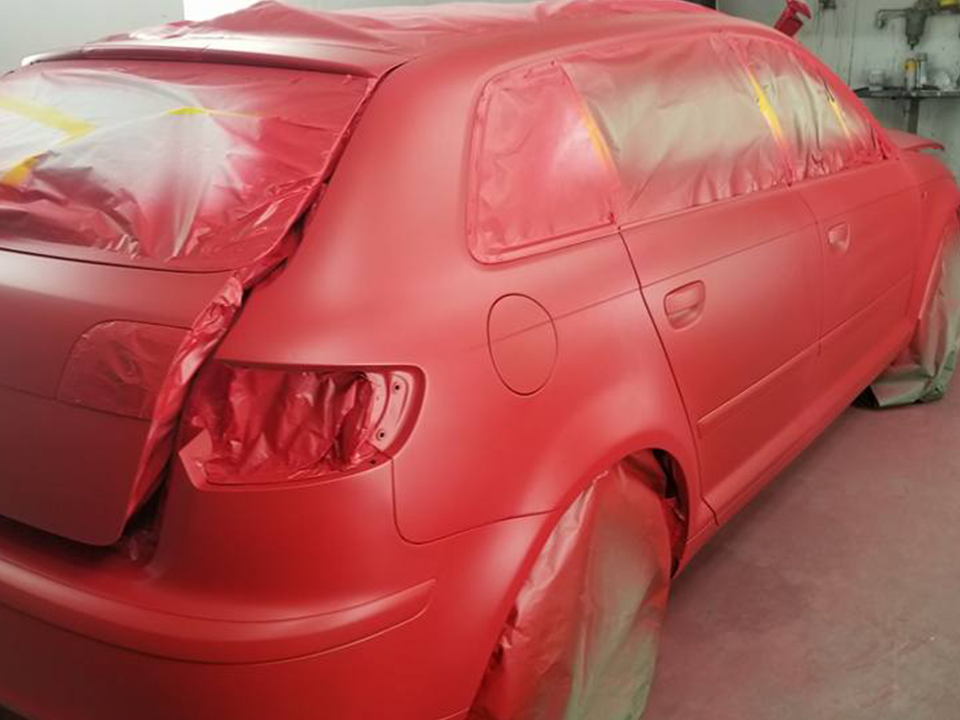 Collision & Paint Services Deluxe Paint & Body Works