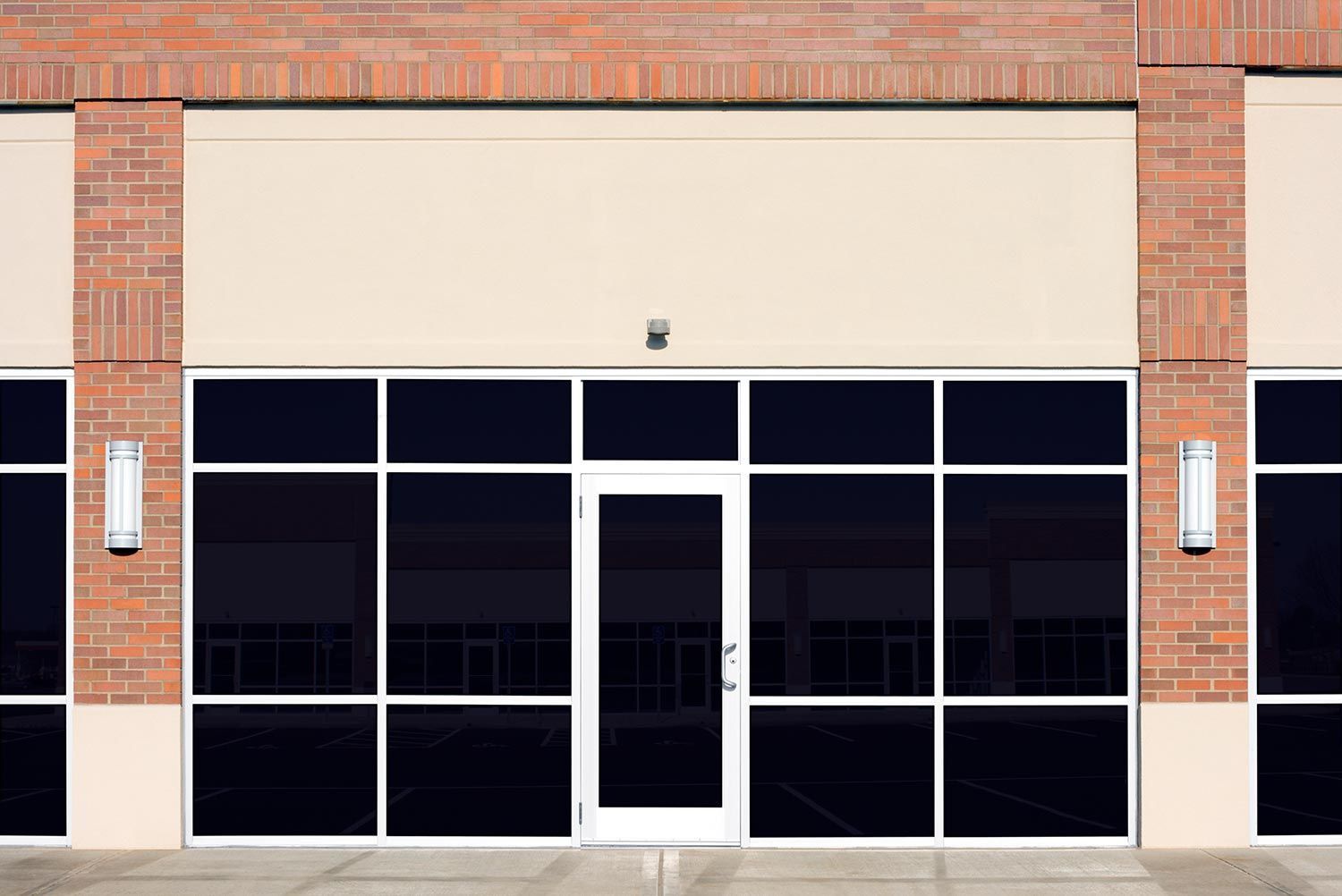 Entrance of Building — Charleston, SC — Palmetto Glass & Mirror Inc