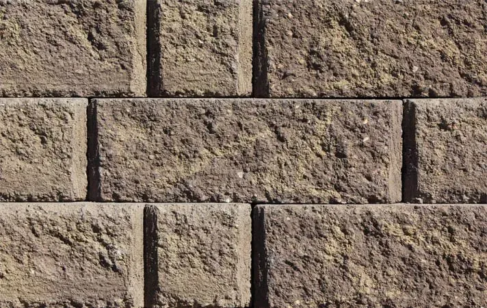 Colonial Rochester Wall — Minneapolis, MN — Landscape & Concrete Center