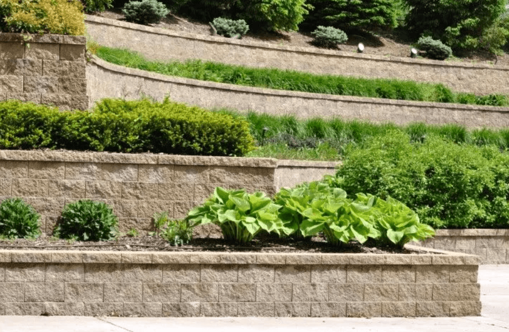 commercial retaining wall builder