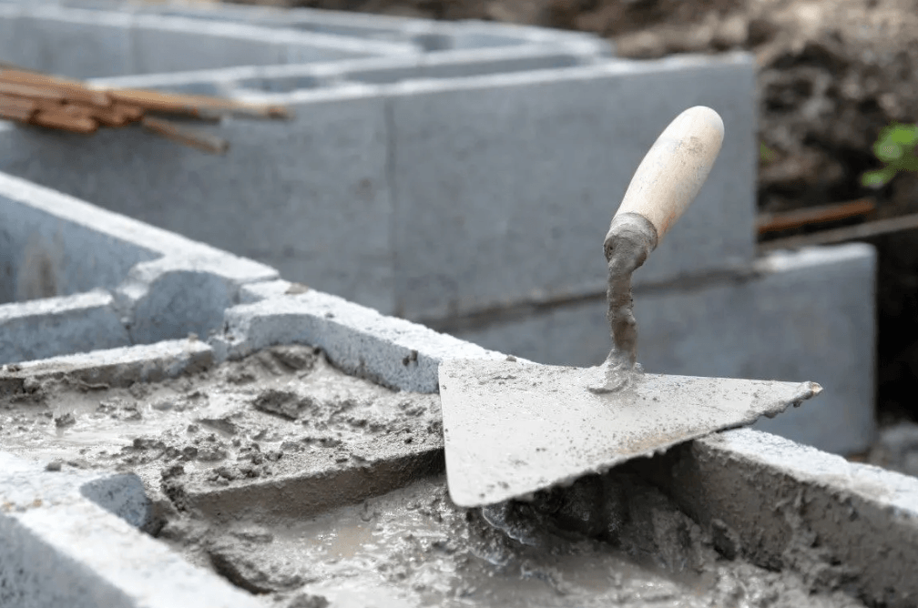 hillside retaining wall installation in los angeles