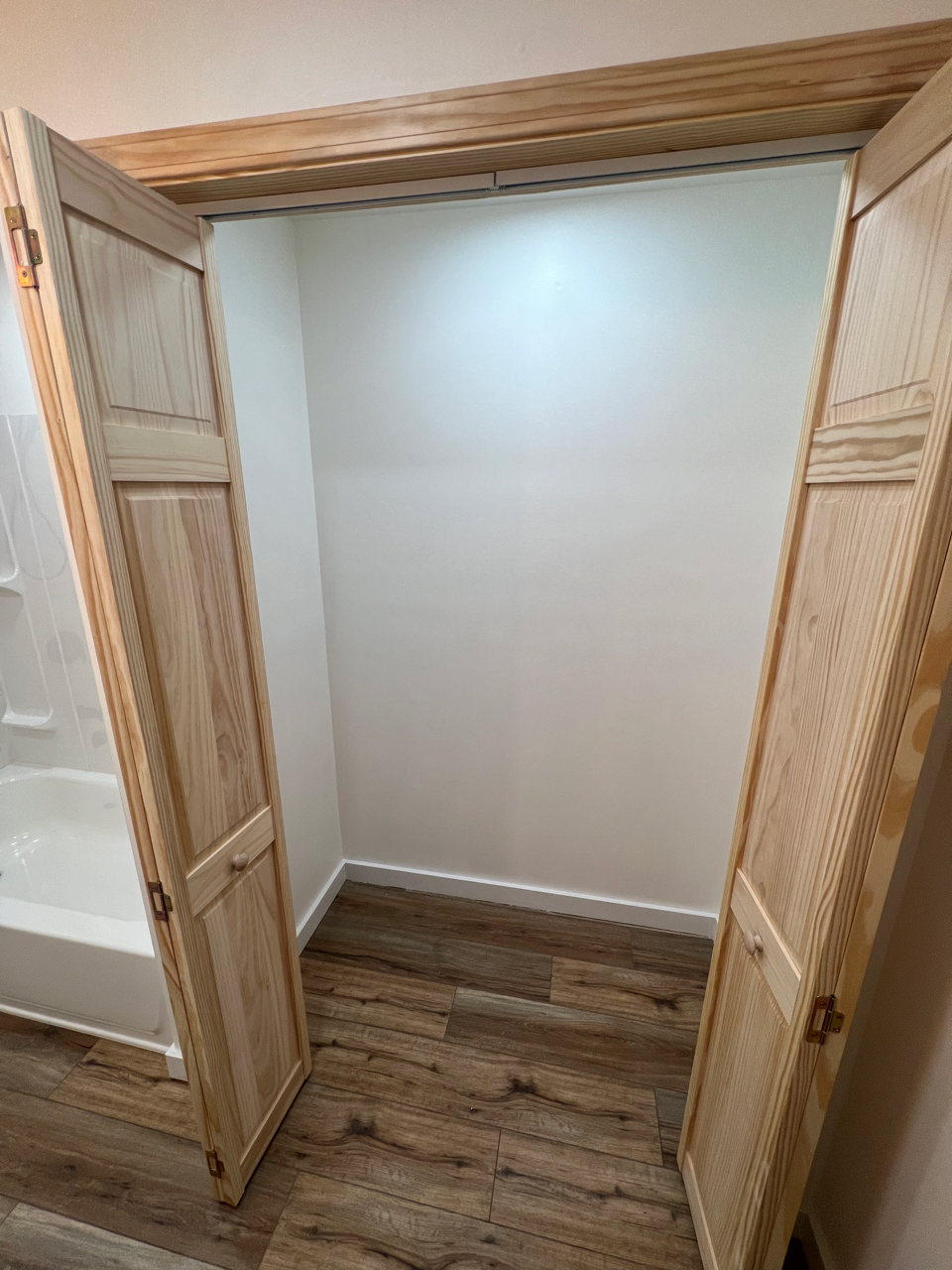 Build a Bathroom With Plenty of Storage Space in Mid-MO. Build With Big Tree Construction.