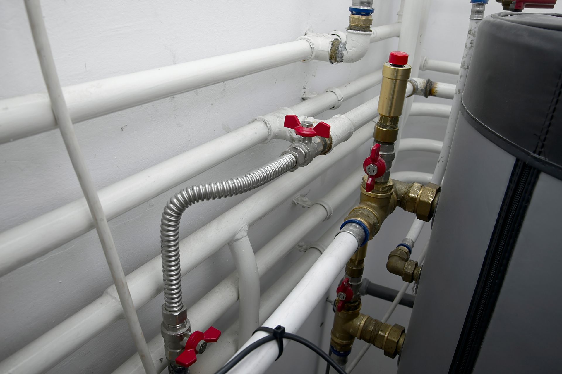 Water Heater — Dunbar, WV — T&T Plumbing Water Heater — Dunbar, WV — T&T Plumbing