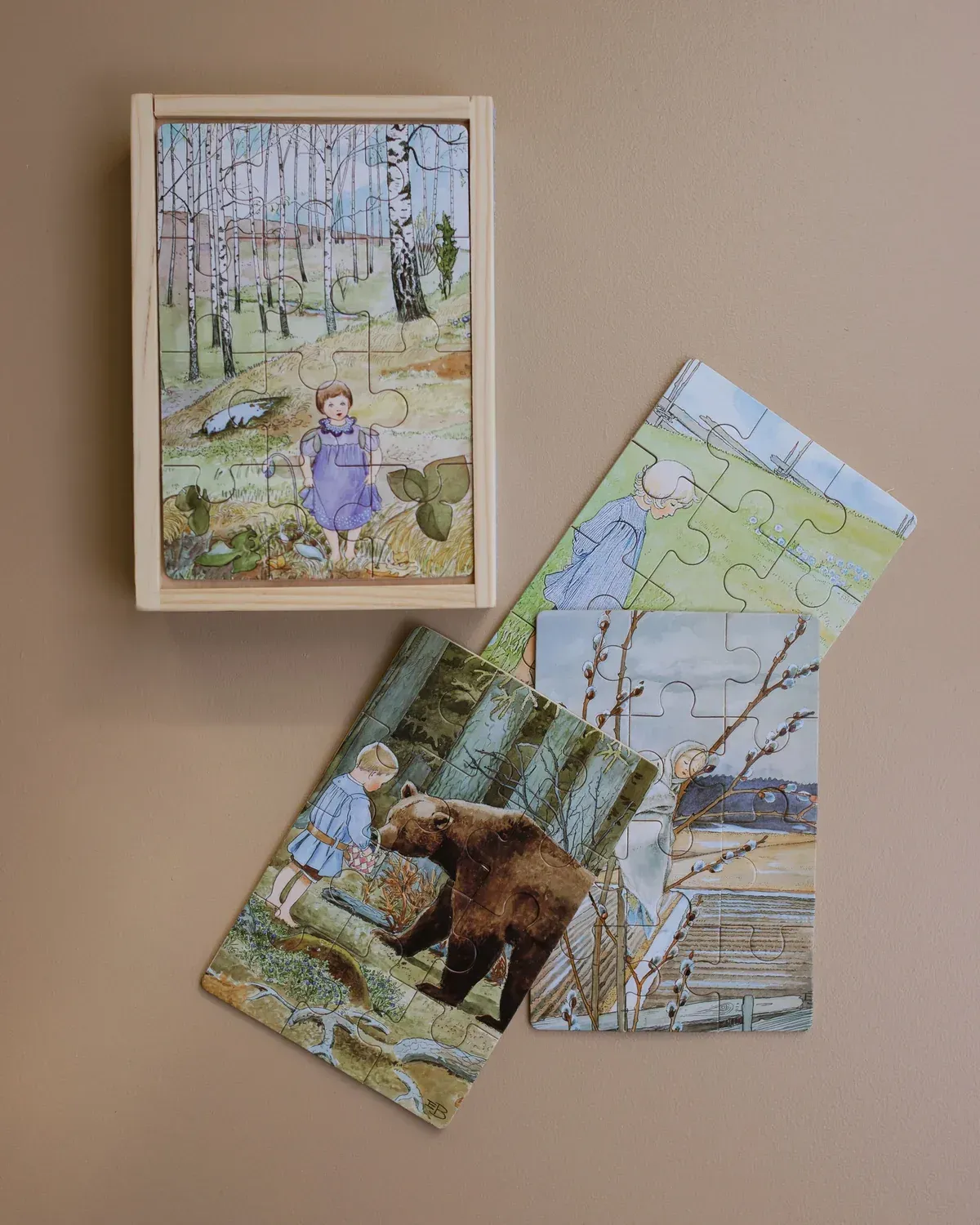 Elsa Beskow, houten puzzles, seizoenen