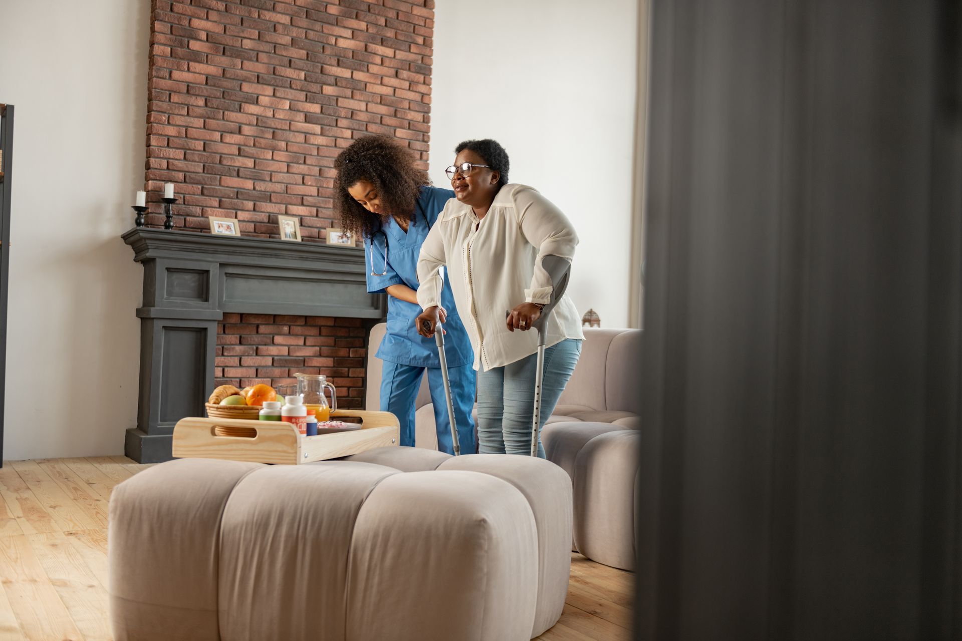 Home Health Aide Assisting Senior – Cincinnati OH
