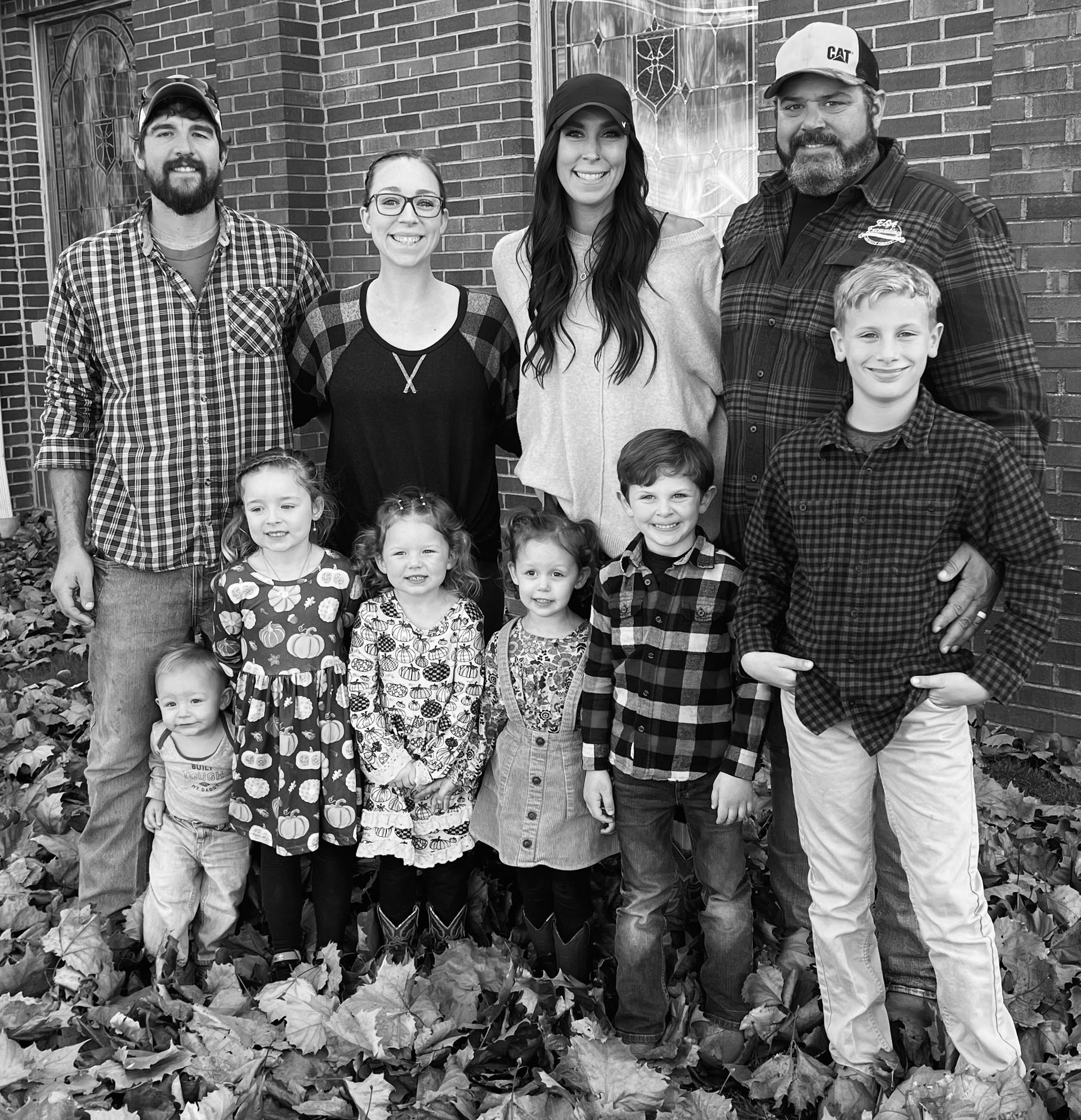 The Erika Najarian Family: A Behind The Scenes Look - q36nmit