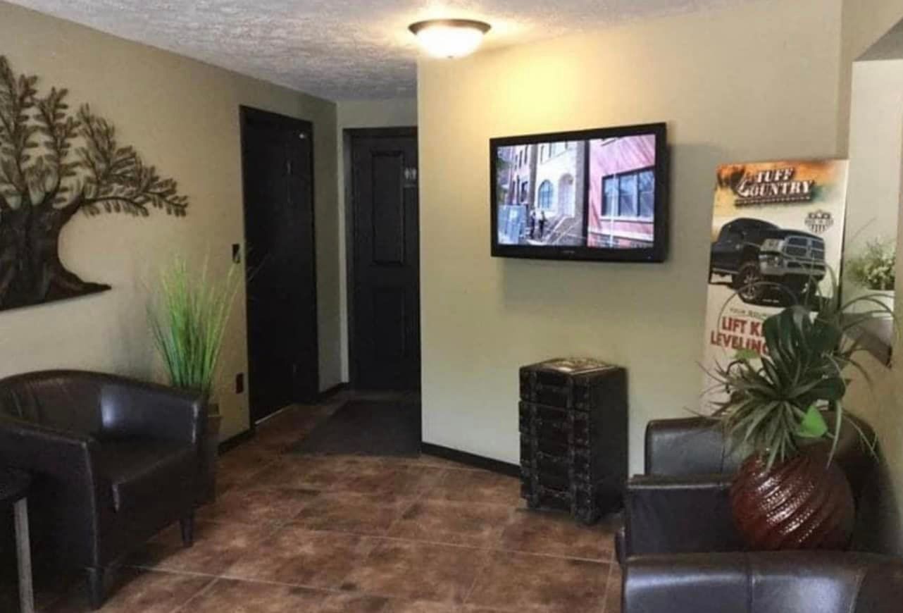 Auto Quality's Waiting Room | Auto Quality Sales & Service