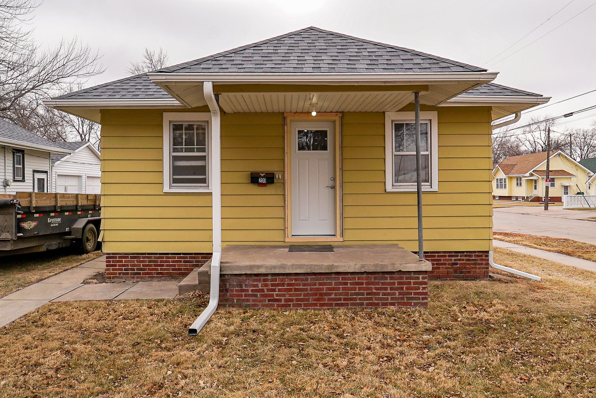 200 E Park