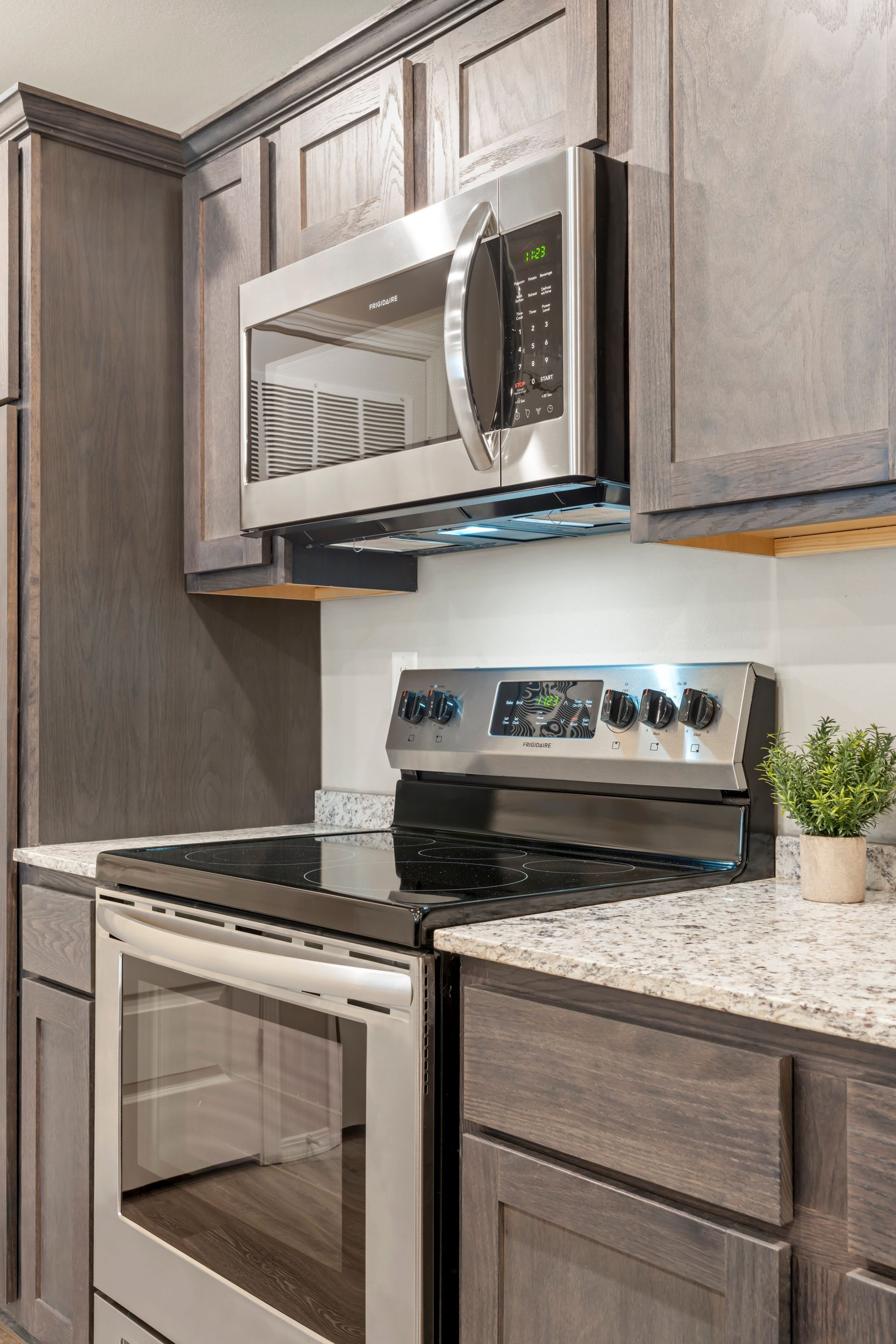 The Reserve at Springdale- stainless steel kitchen appliances