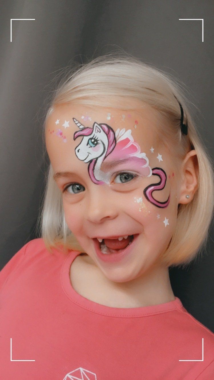 Kindervermaak schminken door Vanja Glitter & Schmink voor feest en evenement in Emmen, Assen, Groningen, Hoogeveen, Drenthe en Groningen