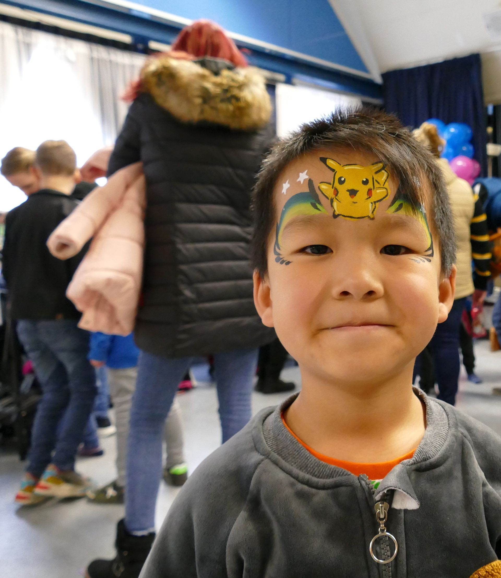 Kindervermaak schminken door Vanja Glitter & Schmink voor feest en evenement in Emmen, Assen, Groningen, Hoogeveen, Drenthe en Groningen