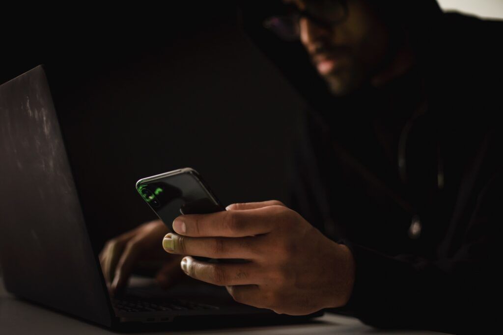 Saiba como se prevenir de crimes cibernéticos