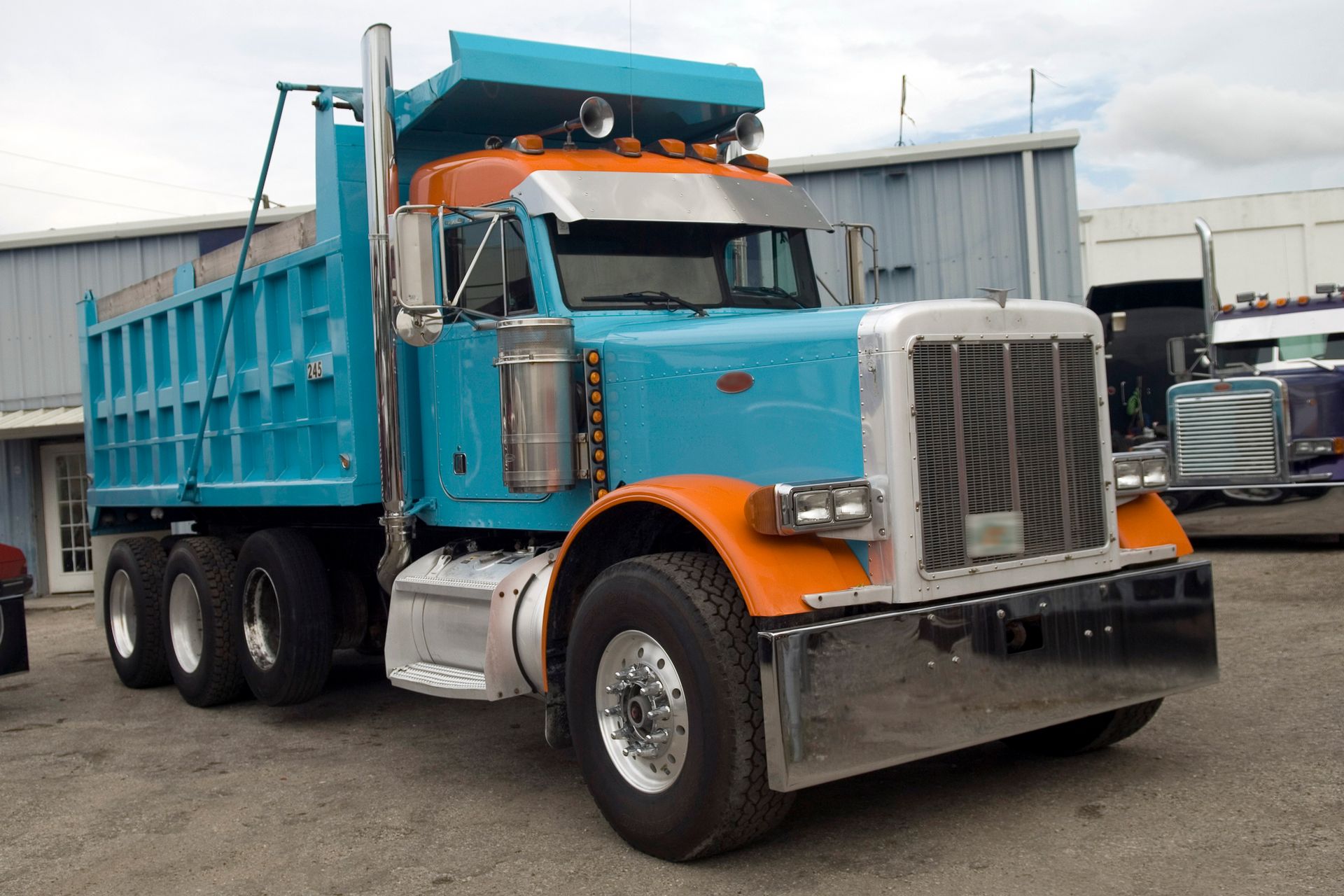 Hauling Gravel — Gillette, WY — Heart of the West LLC