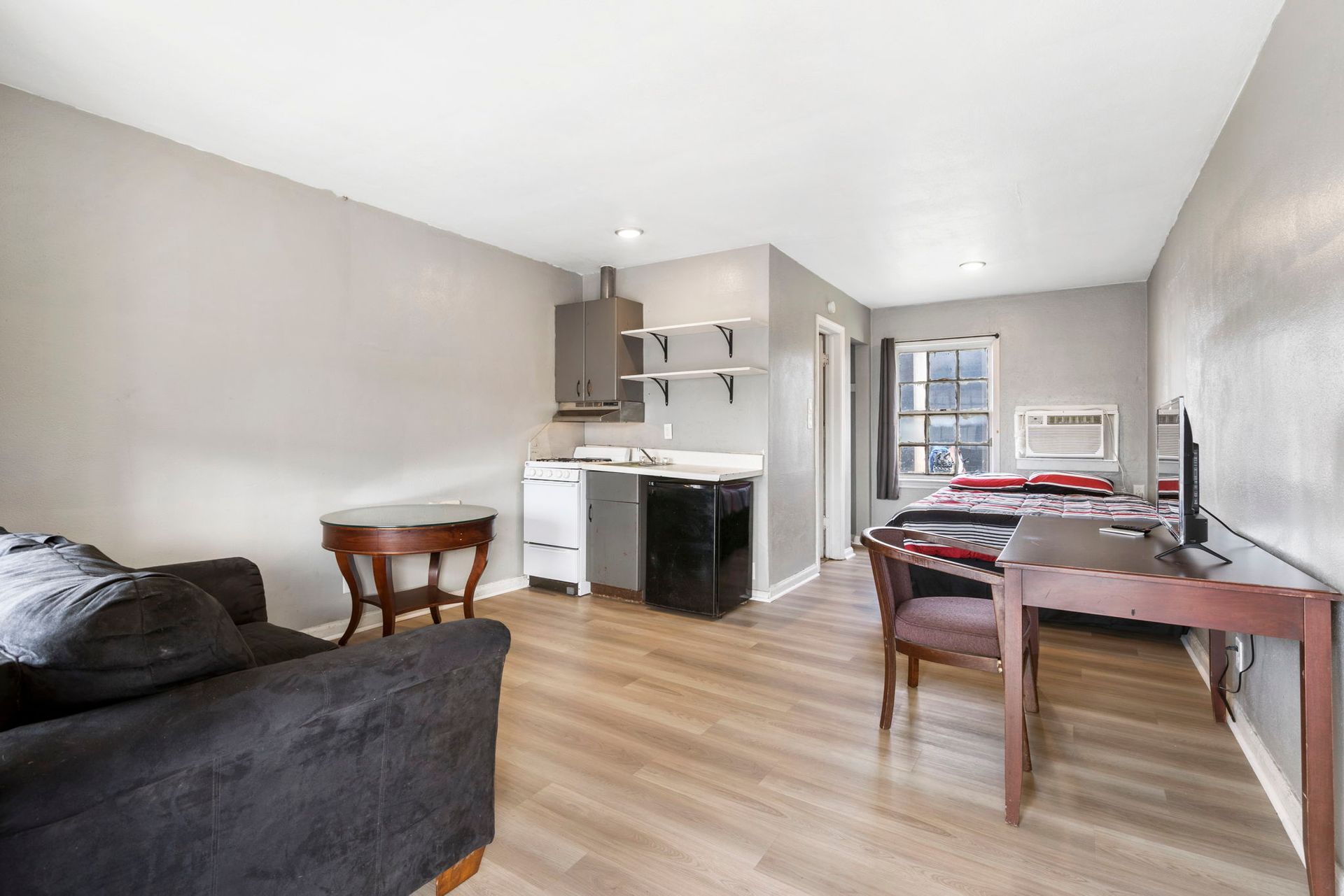 guest-room-interior