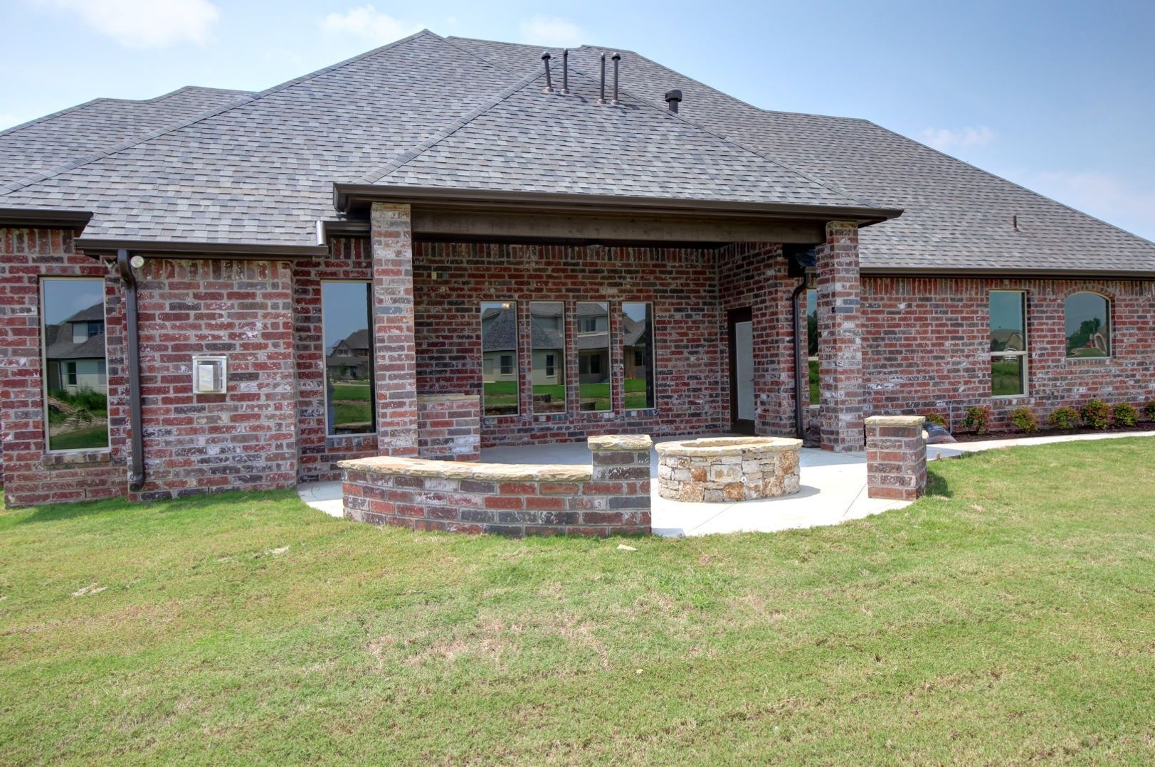 Exterior and Outdoor | Select Home Builders LLC