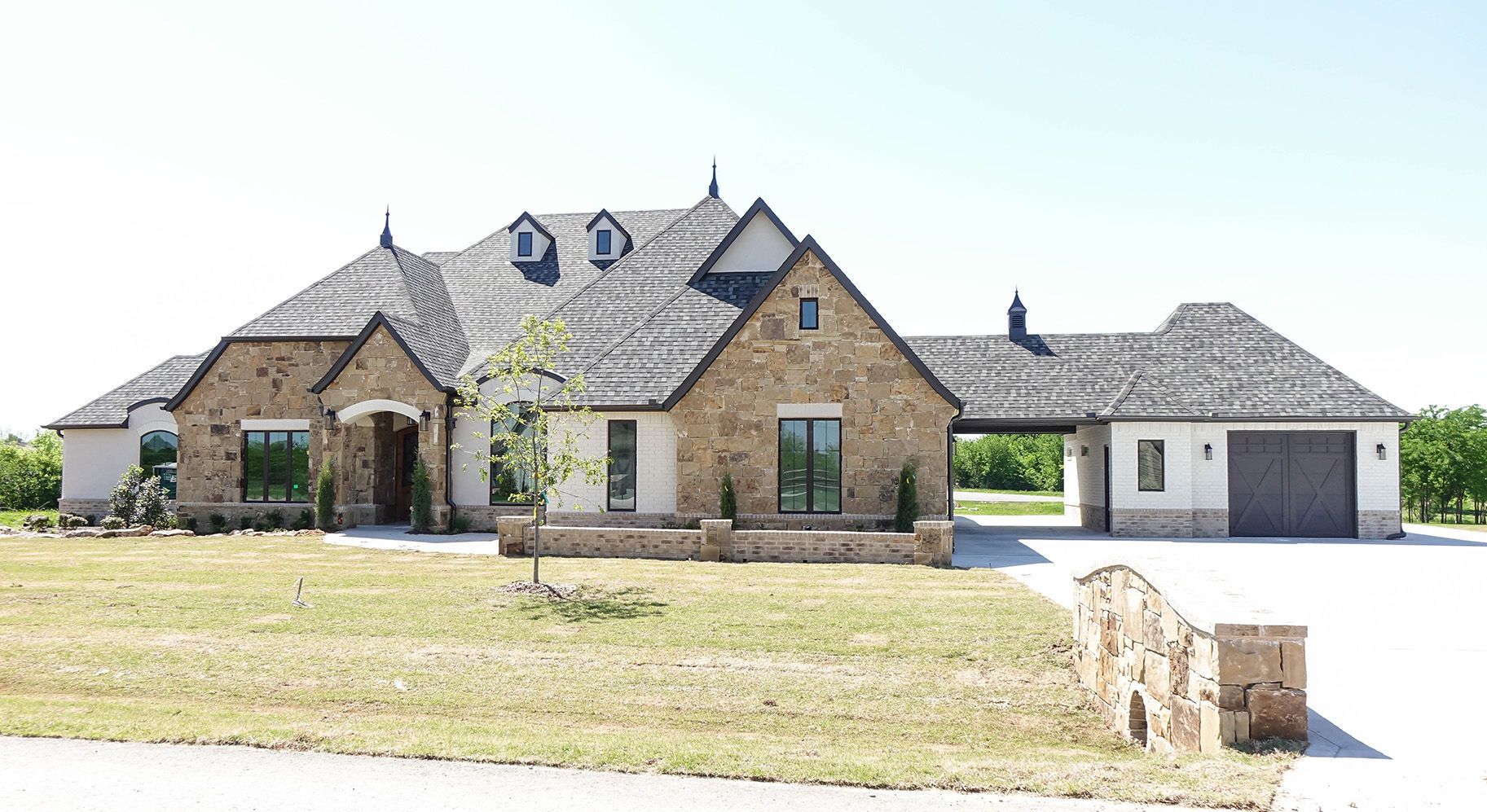 Exterior and Outdoor | Select Home Builders LLC