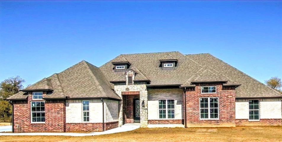 Exterior and Outdoor | Select Home Builders LLC