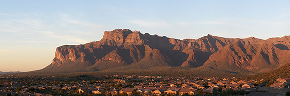 Gold Canyon Selling Homes: Your Guide to No-Hassle Real Estate Transactions and Successful Home Sales.