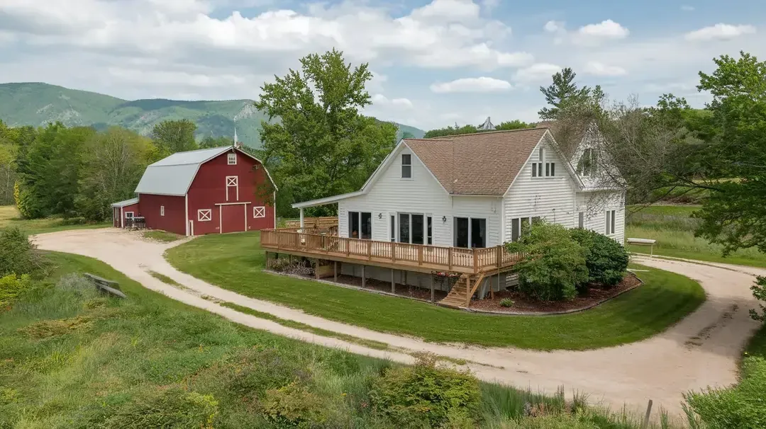 Choosing a local property management company in Madison ensures better knowledge of the market, quick response times