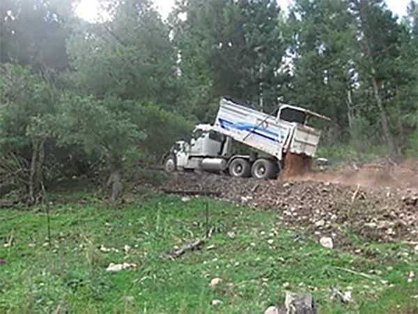Loading Off The Materials — La Luz, NM — R.D. Blankenship Dirt Work LLC Loading Off The Materials — La Luz, NM — R.D. Blankenship Dirt Work LLC