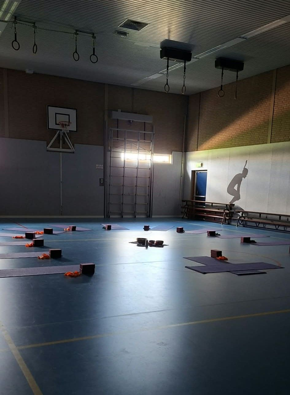 Tieneryoga gymzaal