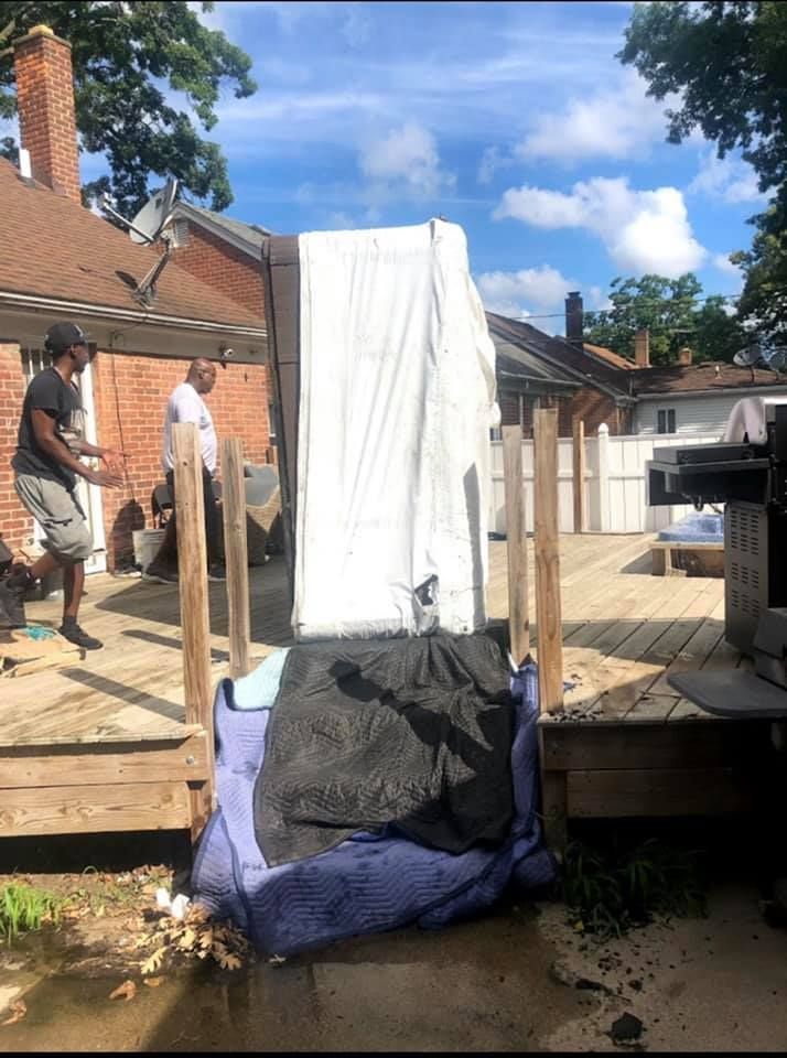 Moving team in deck
