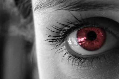 Picture of woman's eye indicating mind-body counseling services