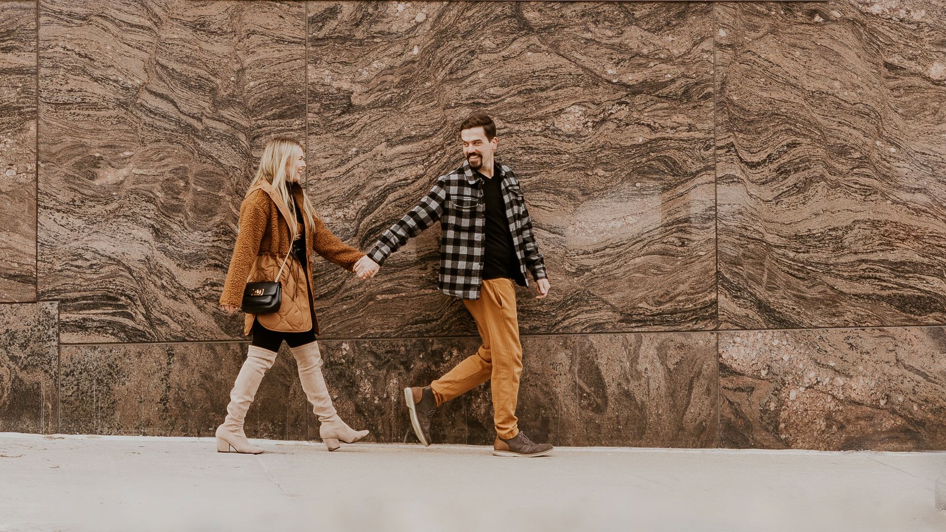 professional engagement photographer in Wisconsin